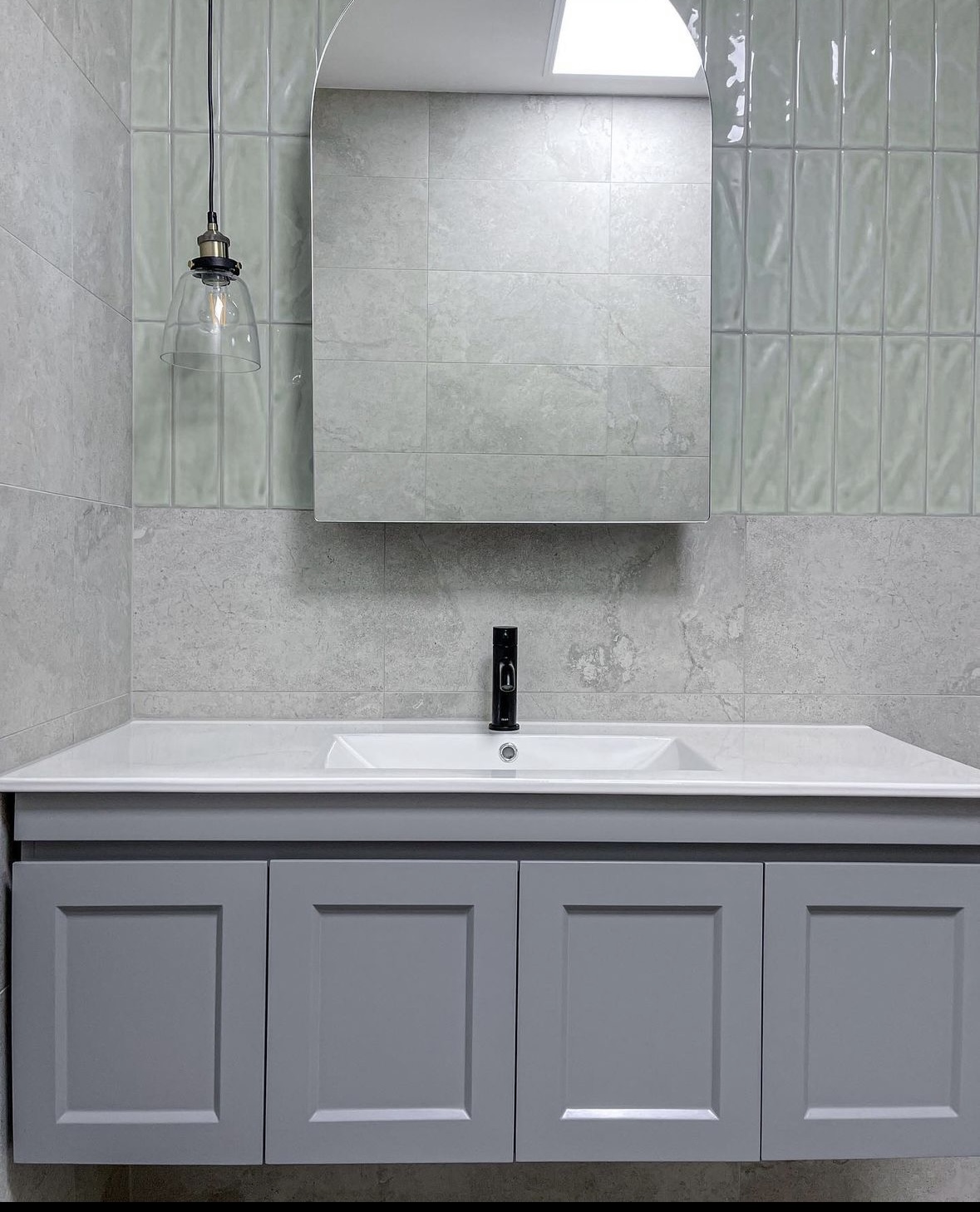 tharratt st bathroom renovation - after
