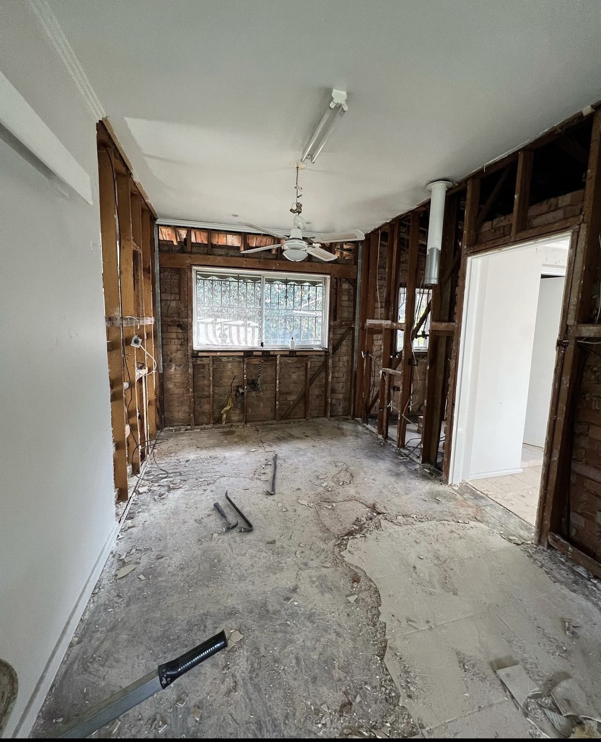 tharratt st kitchen renovation - before