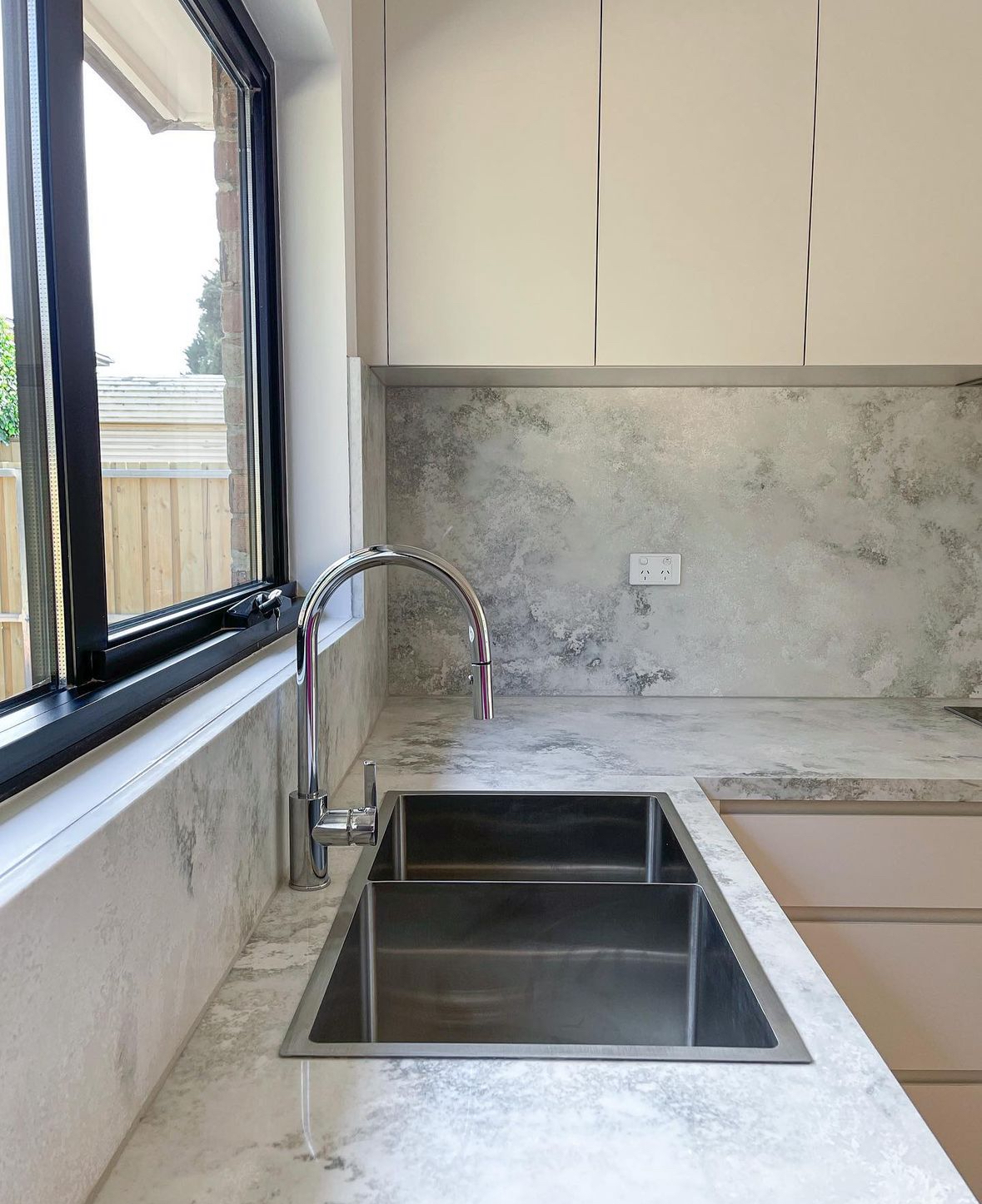 tharrat st kitchen renovation