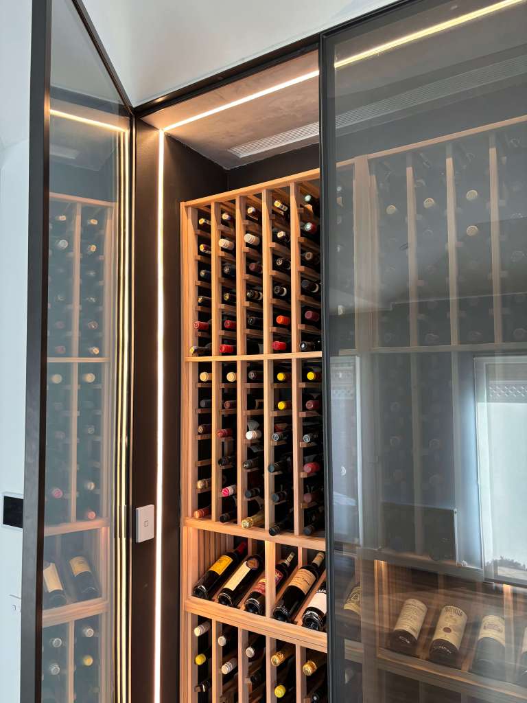 como avenue wine cellar
