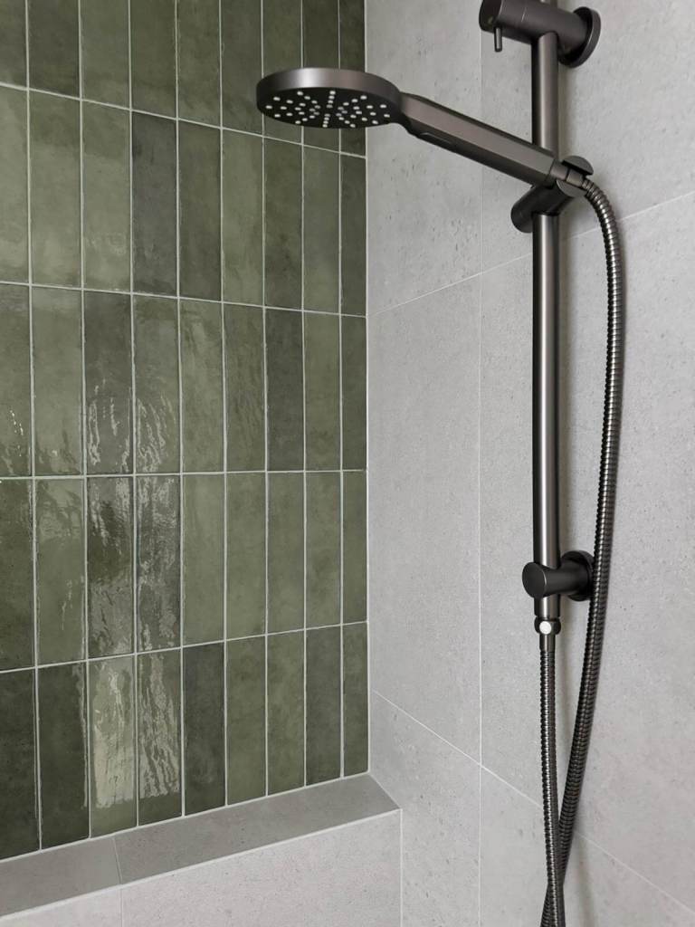 Bastings Ensuite Shower